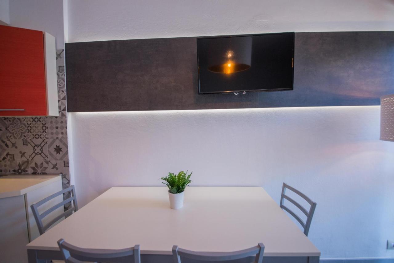 Aparthotel Cristine 2*