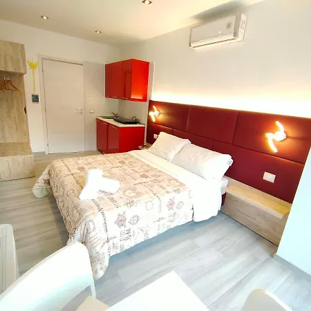 Residence Cristine Riva del Garda Exterior foto