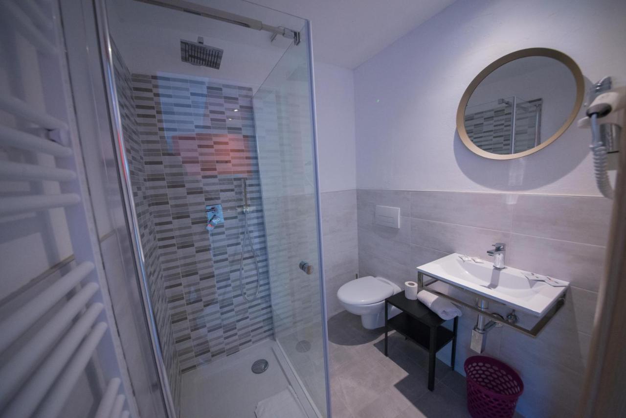 Cristine Aparthotel